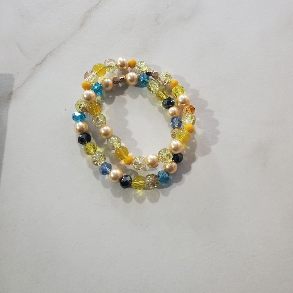 Beautiful Bracelet Set - Picture 3 of 4